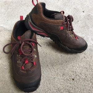 Women’s Merrell hiking boots